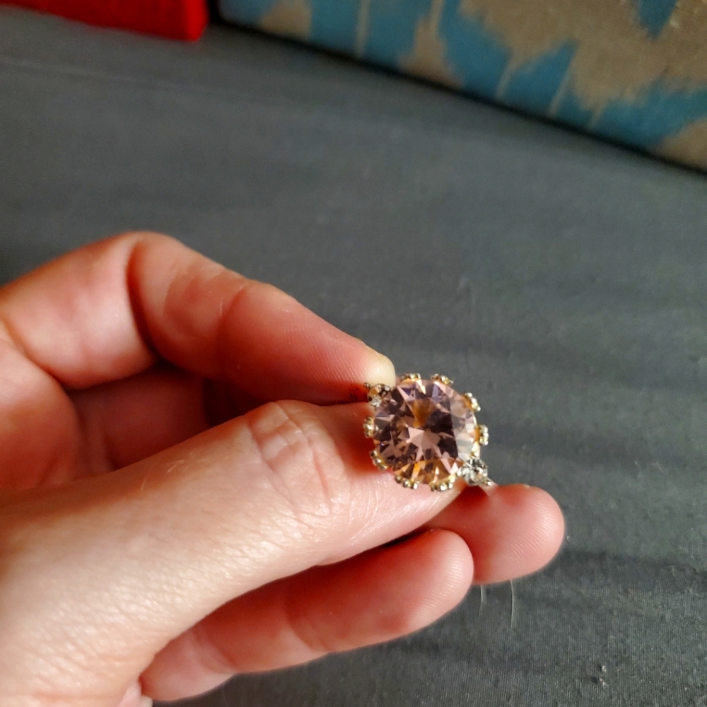 Ring - Picture 4 of 6